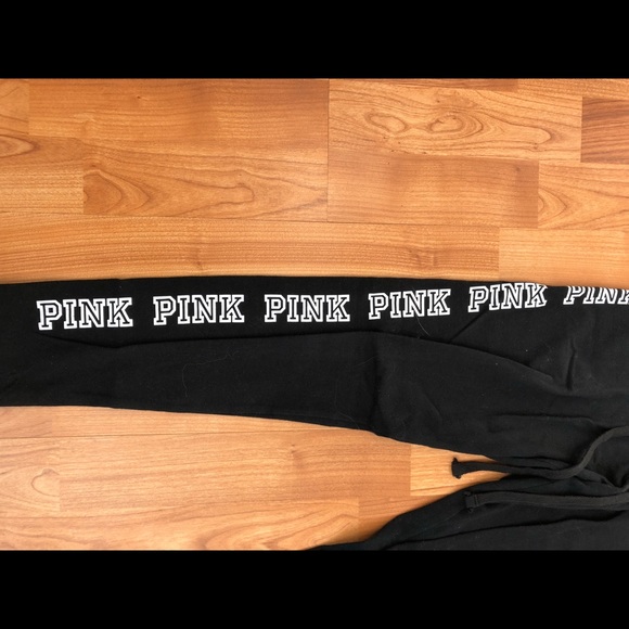 Victoria secret yoga pants - Picture 2 of 2